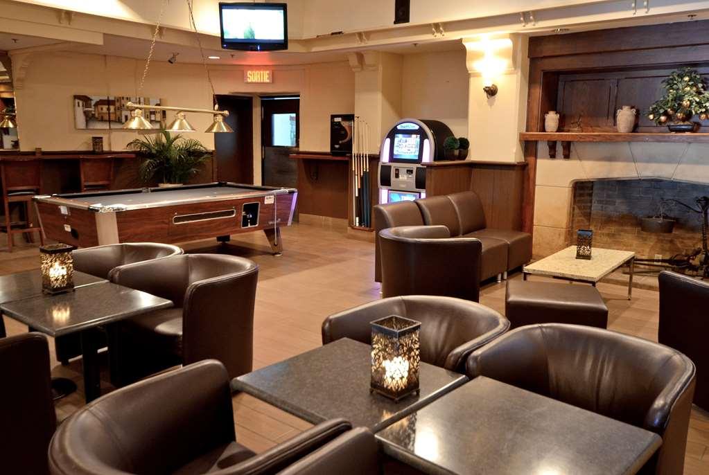 Armon Plaza Montreal Airpt, Trademark Collection By Wyndham Restoran foto